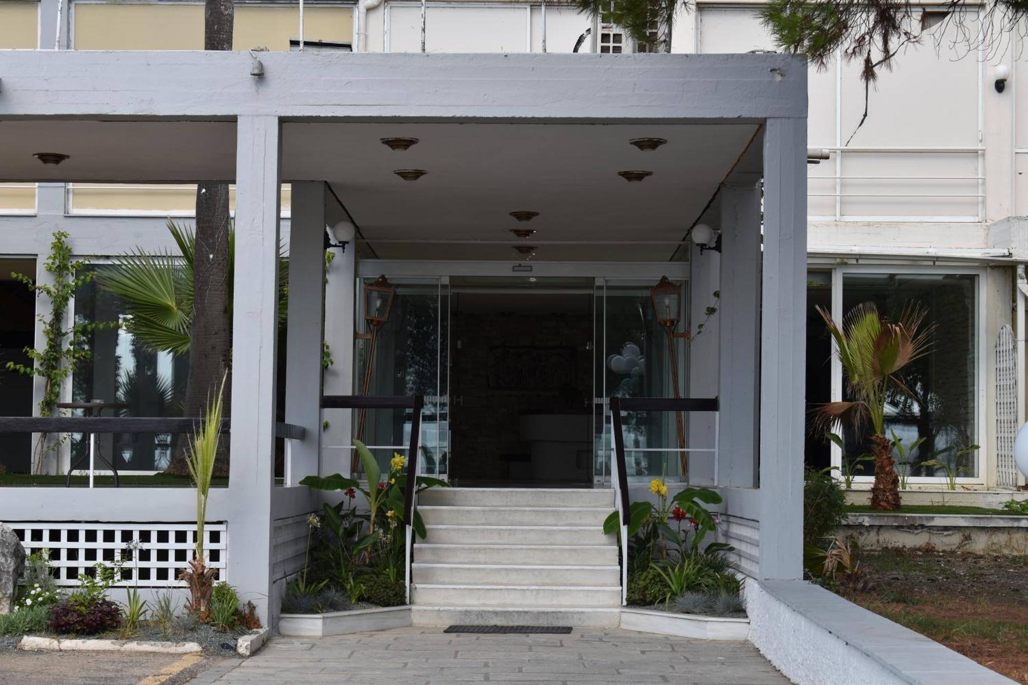 Hotel Theoxenia Missolonghi Экстерьер фото