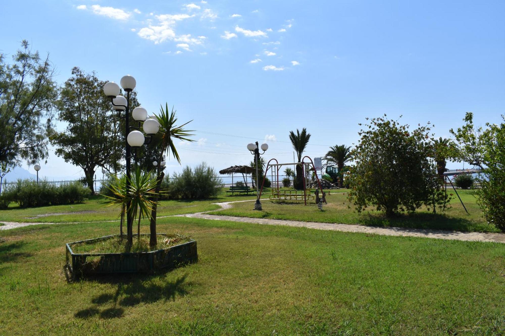 Hotel Theoxenia Missolonghi Экстерьер фото