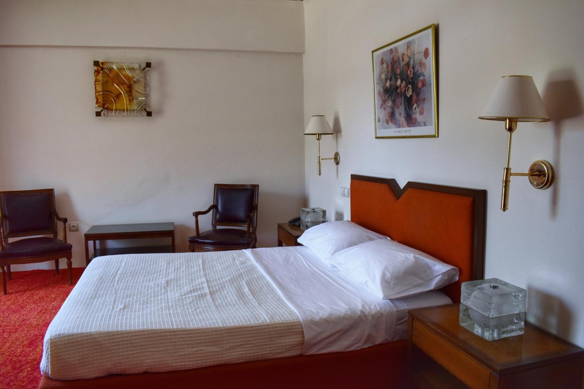 Hotel Theoxenia Missolonghi Экстерьер фото